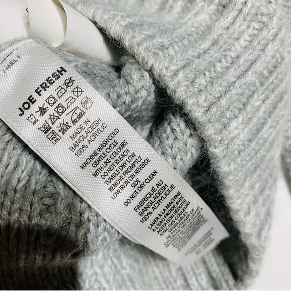 JOE Fresh girls 6Y turtleneck sweater with cable knit pattern - Picture 3 of 3